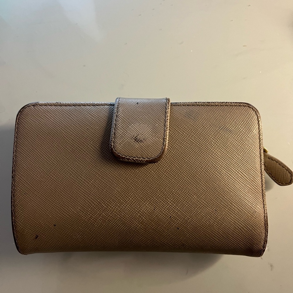 Prada wallet - Picture 2 of 3